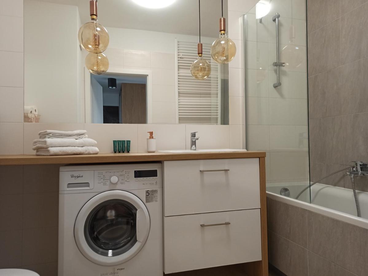 Woronicza - Tolkiena 3 Appartement Warschau Buitenkant foto